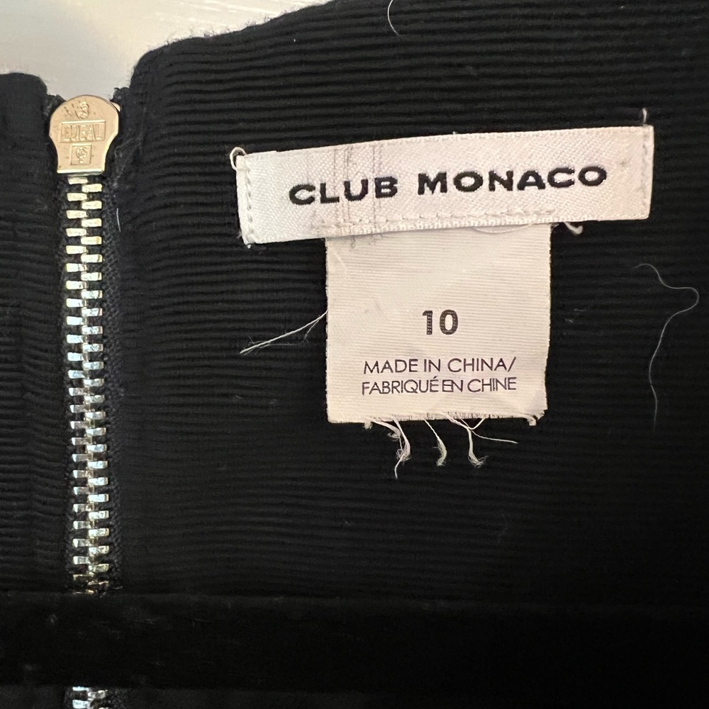 Club Monaco Ribbed Crop Top - Picture 2 of 4